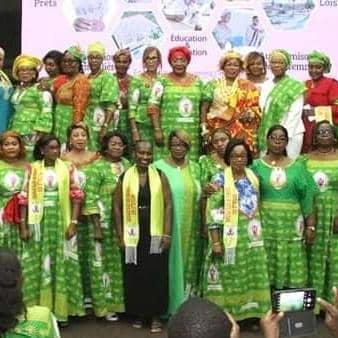 Investiture de la Présidente Fondatrice de la MUFEMCI à la CGECI au Plateau.